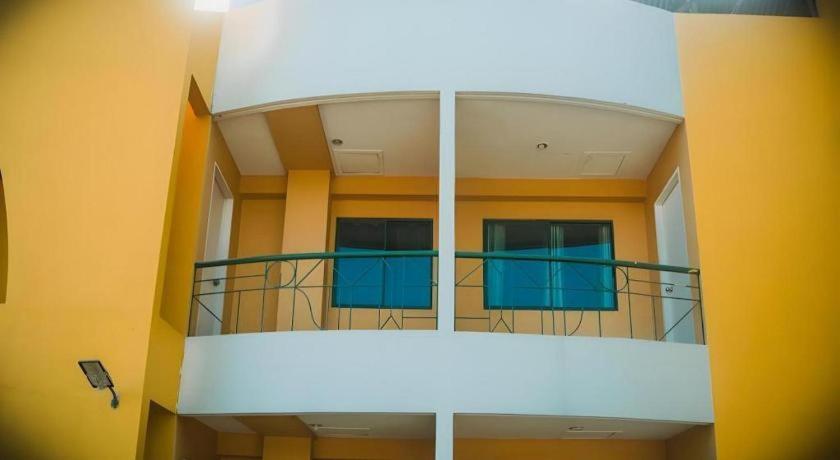 โรงแรมคันทรี วิลเลจ คากายันเดโอโร ภายนอก รูปภาพ